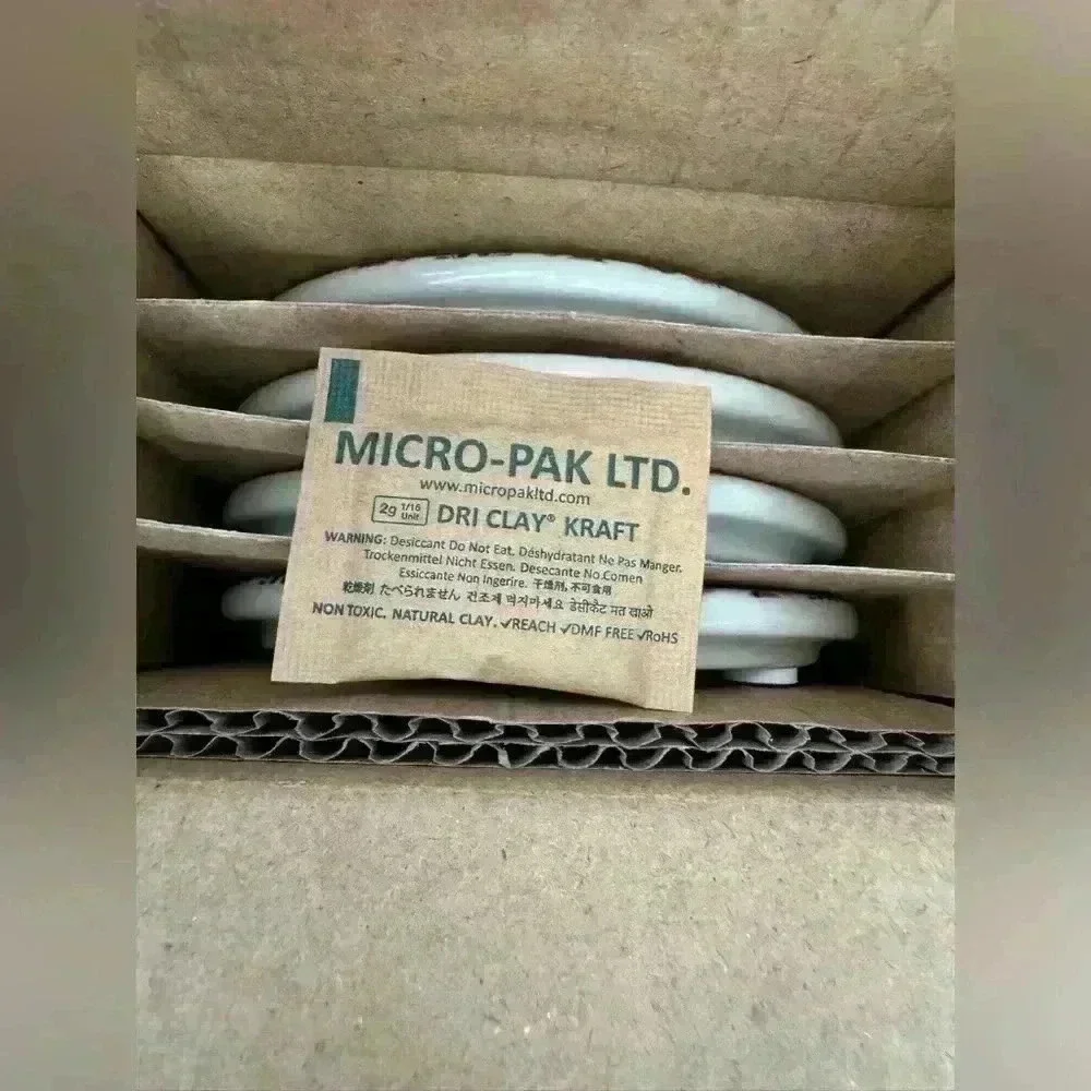 NEW Set of 4 Chic & Tonic Stoneware Floral Coasters - Picture 7 of 7